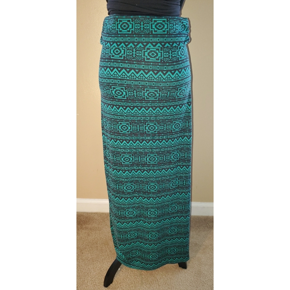 Tribal print maxi skirt